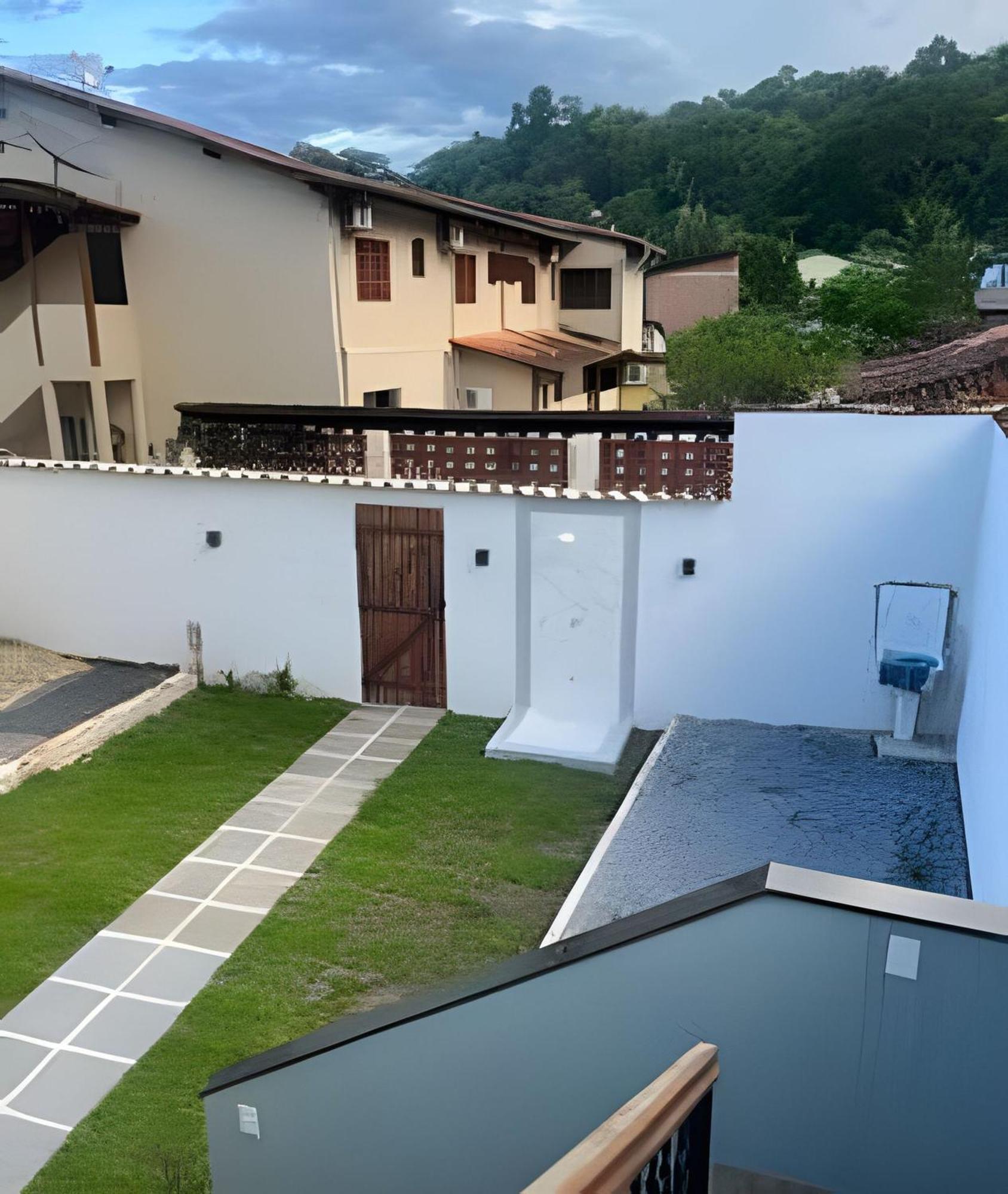 Linda Casa C/ Vista Pro Mar Na Praia Grande Em باراتي المظهر الخارجي الصورة